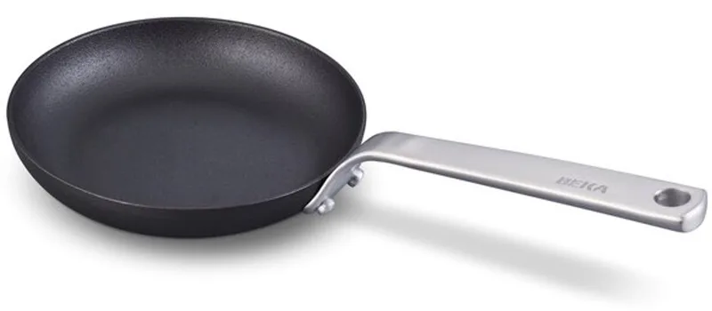 Stark braadpan/koekenpan - Ø 20 cm - Gietijzer - PFAS-vrij - Geschikt voor inductie & BBQ by Beka in Black – product photo