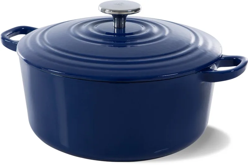 Bourgogne Braadpan Gietijzer 28cm/6.7l - inductie braadpan - gietijzeren braadpan - ovenbestendig tot 230 graden - deksel met druipringen - wit geëmailleerde binnenkant von BK in Royal Blue – Produktfoto