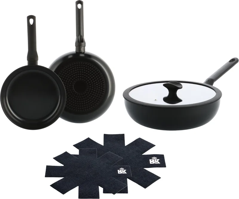 Enjoy Pannenset 3-delig - Koekenpan 24/28cm - Wokpan met deksel 28cm/4.2L - PFAS-vrije antikleeflaag - Pannenset inductie - Keramische pan - Ovenbestendig tot 160°C - Koudgrepen - Met Pan protectors von BK in Schwarz – Produktfoto