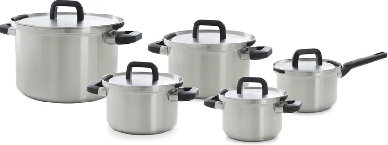 Flow Cool Pannenset 4-delig - 16/18/20cm - Zonder PFAS-vrije antikleeflaag - Pannenset inductie - RVS kookpan - Veilig afgietsysteem - Ovenbestendig tot 160°C - Met deksel - Zilver van BK in Zilver – productfoto
