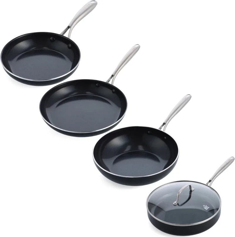 Magma 4pc set (20 28 + WOK + HAPJE) van BK in Zwart – productfoto