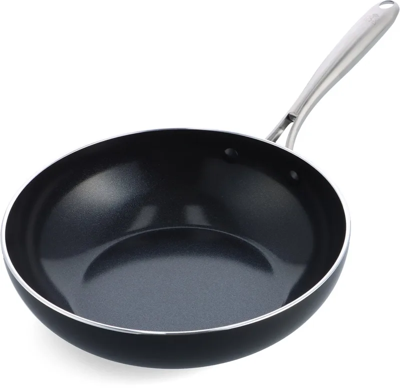 Magma Aluminium Wokpan 20cm - 3.7L - PFAS-vrije antikleeflaag – Wokpan inductie – Keramische pan - Ovenbestendig tot 250°C – RVS handgreep - Zonder deksel - Zwart van BK in Zwart – productfoto