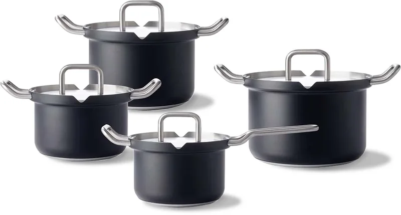 Q-linair Master Pannenset 4-delig - 16/18/20cm - Zonder PFAS-vrije antikleeflaag - RVS kookpan - Pannenset inductie - Ovenbestendig tot 230°C - Zwart by BK in Black – product photo