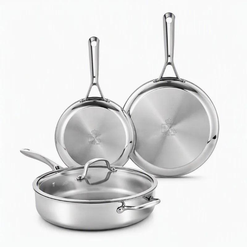 Sparkling Uncoated Pannenset 3-delig - Koekenpannen 24 cm + 28 cm + Hapjespan met deksel 28 cm/3,6L - Zonder antikleeflaag - Pannenset inductie - RVS pan - Ovenbestendig tot 230°C - RVS handgrepen de BK en Argent – photo produit