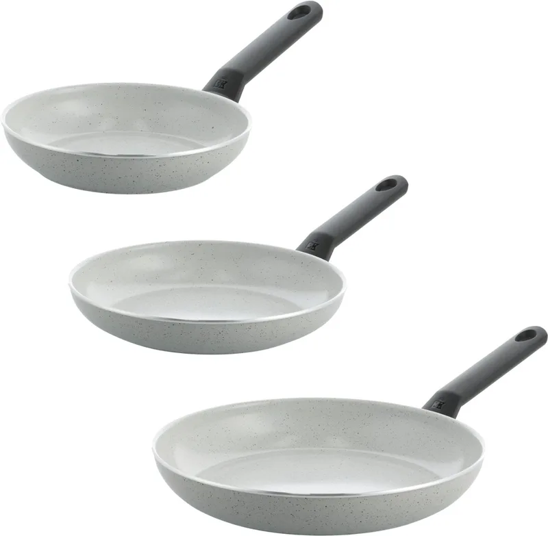 Universe Granite Koekenpannenset 3-delig - 20/24/28 cm - PFAS-vrije antikleeflaag - Inductie pannenset - Keramische koekenpannen - Ovenbestendig tot 160°C - Koudgrepen von BK in Grau, Graniet – Produktfoto