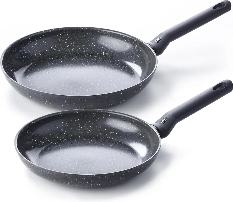 Universe Koekenpannenset 2-delig - 24/28cm - PFAS-vrije antikleeflaag - Koekenpan inductie - Ovenbestendig tot 160°C - Koudgreep - Zwart/Graniet de BK en Noir – photo produit