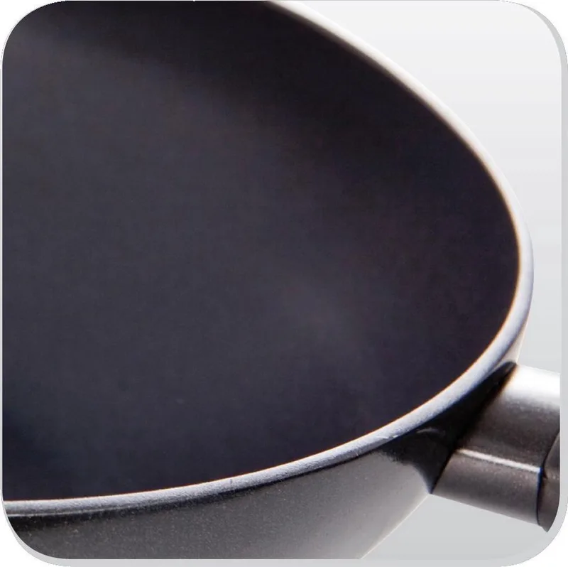 Wokarang wokpan 30cm - 4,3l - PFAS-vrij - Inductie wokpan - keramische antiaanbaklaag - ovenbestendig tot 160 graden - vaatwasserbestendig - RVS handvat - Aluminium van BK in Zwart – productfoto