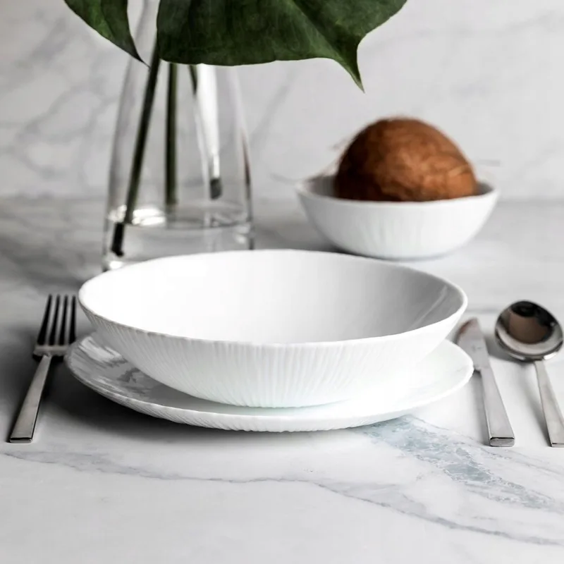 Coconut Diep Bord 20 cm - Gehard Glas von Bormioli Rocco in Weiß – Produktfoto