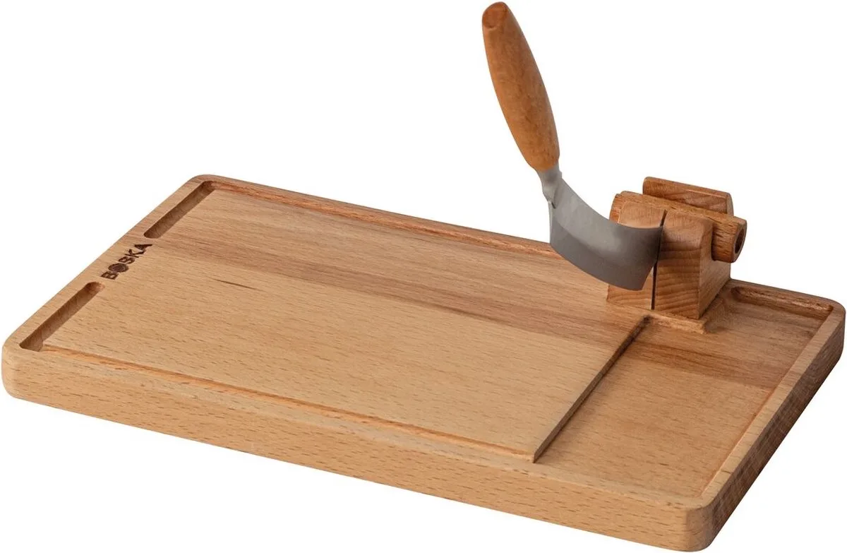 Kaassnijder Lumberjack Amigo â€“ Borrelplank met Kaasmes â€“ Beukenhout en RVS â€“ Met Opvanggeul â€“ Veilig Snijden de Boska en Hout – photo produit