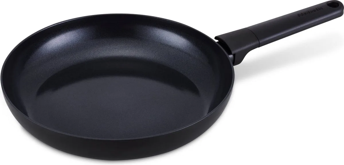 NERO - Koekenpan - Ø 28 cm - Braadpan - Keramische Antikleeflaag - Gerecycleerd aluminium - PFAS-vrij fra Brabantia i Sort – produktbillede