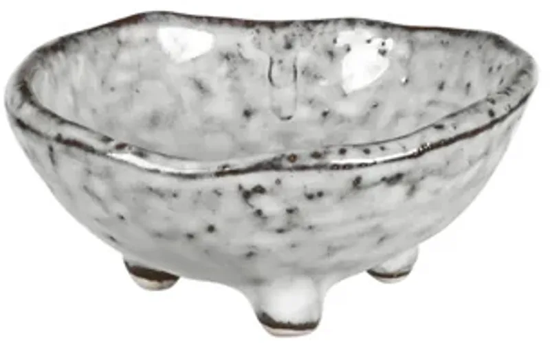 Nordic Sand Servies kom op pootjes klein Ø8,5 x H3,5 cm Bowl with small feet von Broste Copenhagen in Nordic Sand bowl with small feet – Produktfoto