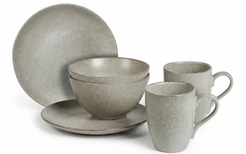 Ontbijtset Nordic Marsh 6-delig / 2 personen - 2 ontbijtborden, 2 kommen en 2 kopjes by Broste Copenhagen in Green – product photo