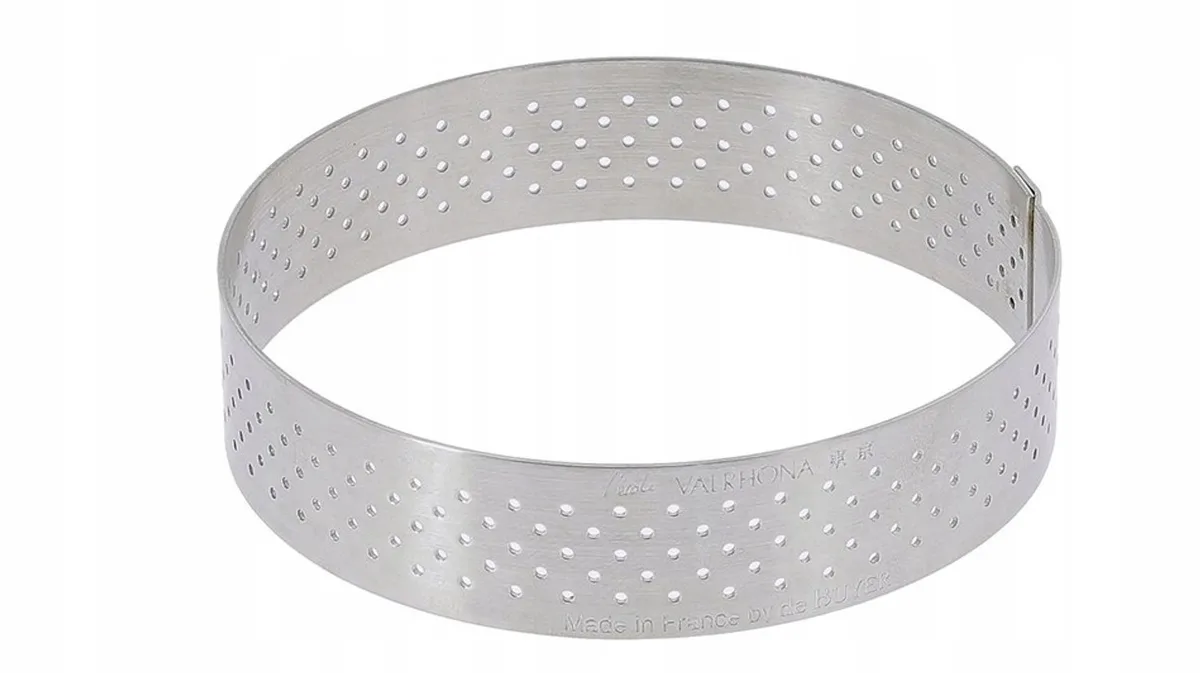 Perforate Ronde Bakring 28,5 cm RVS van de Buyer in Zilver – productfoto