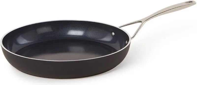 Alu Pro 5 Ceraforce koekenpan 32 cm - PFAS vrij von Demeyere in Schwarz – Produktfoto
