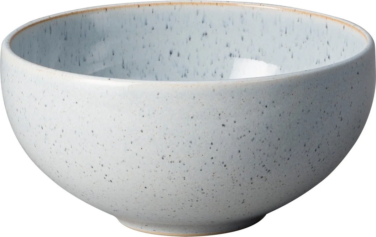 Pebble Noedelkom Groot 1220 ml van Denby in Studio Blue – productfoto