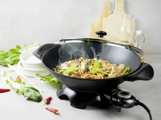 DO8708W - Elektrische wok by Domo in Black – product photo 2 of 3