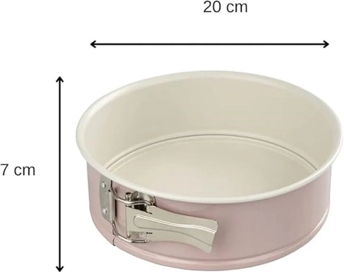 Bakvorm / Taartvorm, Anti-aanbaklaag en Zeer Duurzaam -koekjesvorm 20D x 20W x 7H centimetres van Dr. Oetker in Wit – productfoto
