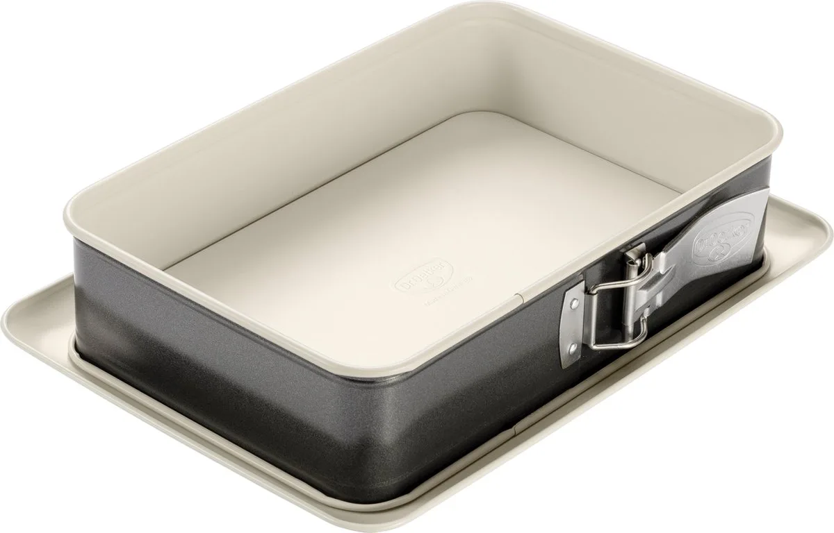 Springvorm Back Trend 28 x 18 cm van Dr. Oetker in Zwart + Beige – productfoto