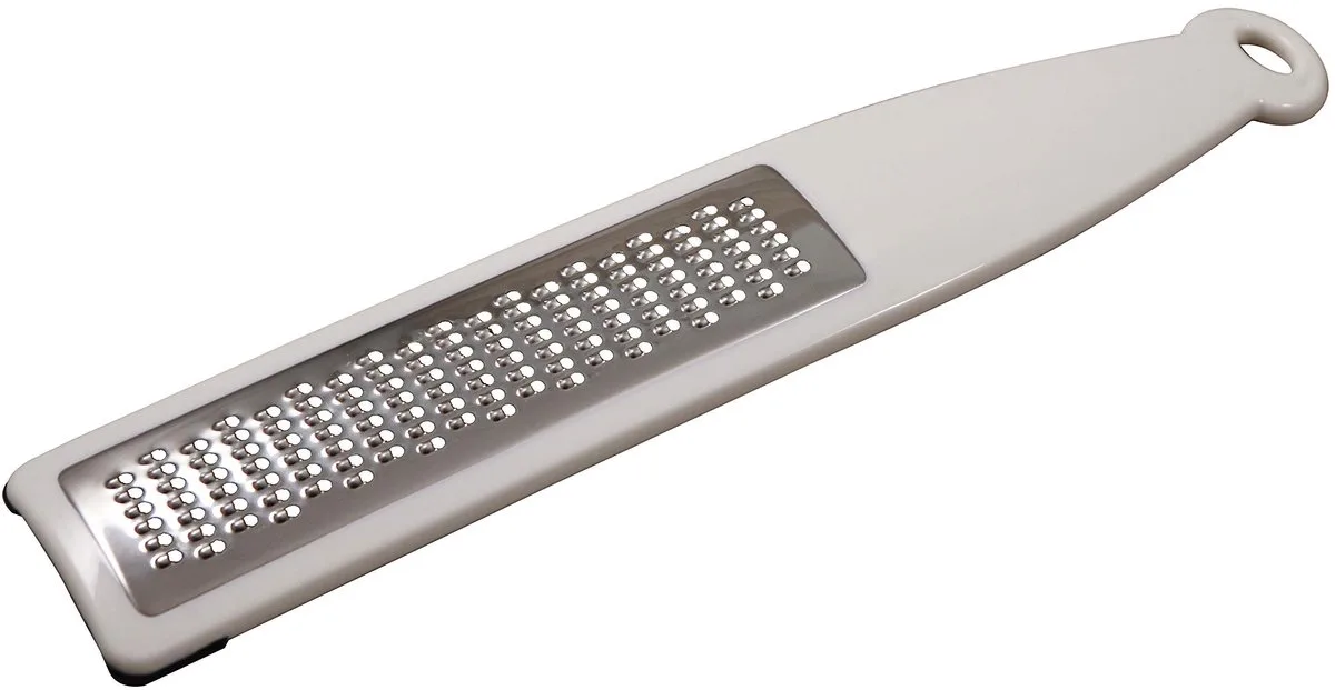 Fackelmann 45476 Platte rasp geschikt voor kaas, fruit, groenten, gember, kurkuma, citroen, 29 cm, Sybaris Collection, (kleur: wit), aantal: 1 stuk, roestvrij staal från Fackelmann – produktbild