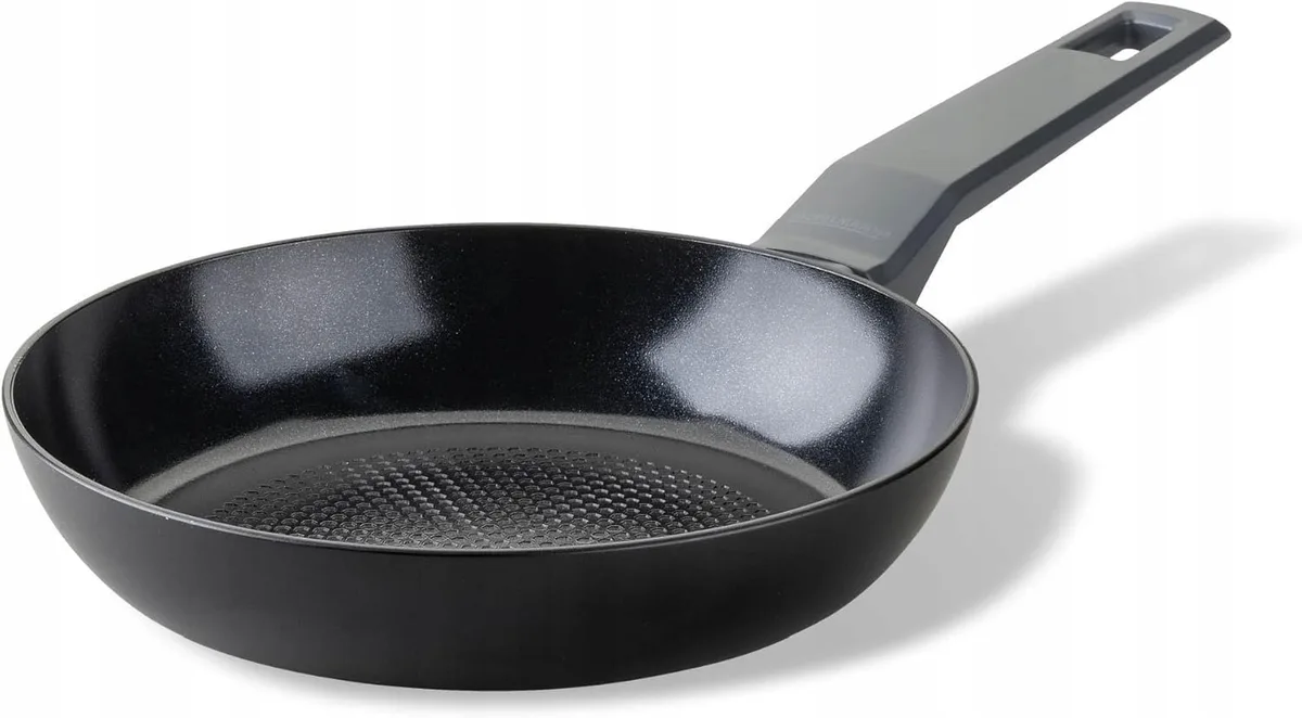 Statement Koekenpan 20cm Keramisch - Inductie Aluminium van Fackelmann in Zwart – productfoto