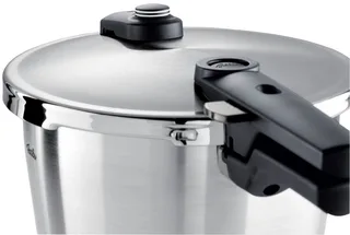 Vitaquick Premium Snelkookpan met Stoominzet en driepoot 8L by Fissler in Silver – product photo 2 of 3
