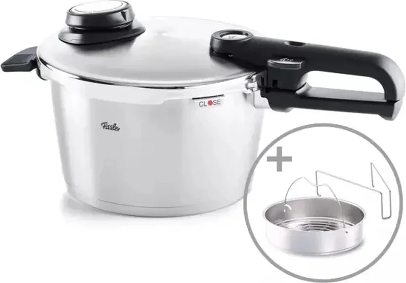 Vitavit Premium Snelkookpan met Inzet, 4,5L by Fissler in Silver – product photo