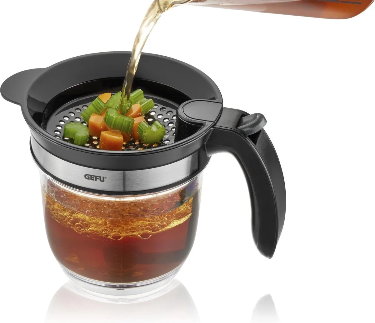 FLUIDO Vetafscheider 1 Liter – Vet Scheiden van Soep en Jus – Met Zeef en Uitloophendel van GEFU in Zilver – productfoto