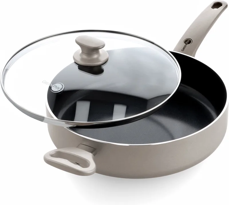 Cambridge Hapjespan 28cm met deksel - 4.2L – PFAS-vrije antikleeflaag – Hapjespan inductie – Keramische pan - Ovenbestendig tot 160°C - Koudgrepen - Glazen deksel - Brons von GreenPan in Bronze – Produktfoto