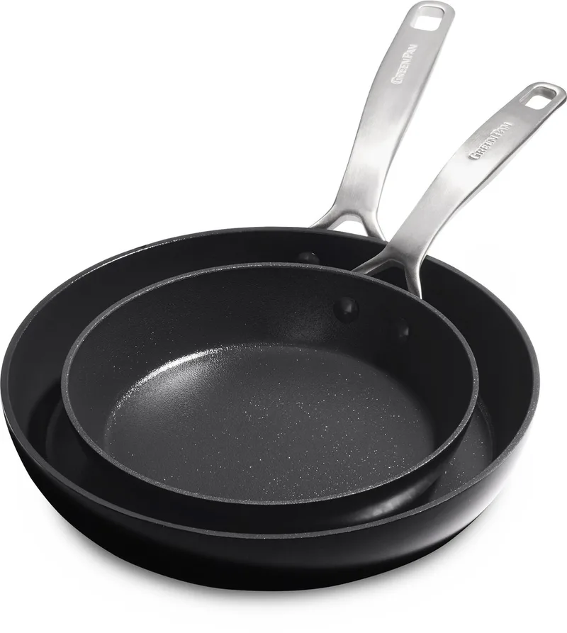 Copenhagen 2-delige koekenpannenset- 20 en 28 cm - PFAS-vrij by GreenPan in Black – product photo
