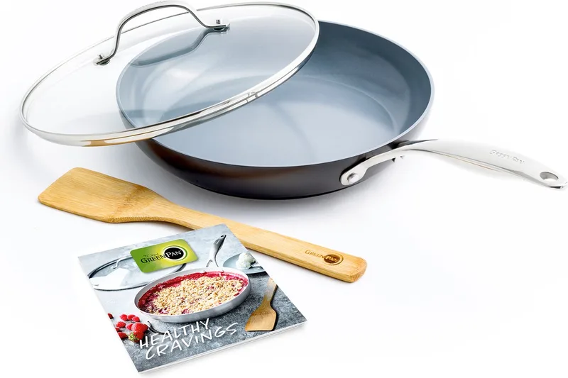 Valencia Pro Aluminium Koekenpan met deksel Ø28cm - PFAS-vrij - inductie - Ovenbestendig 220 graden - Vaatwasserbestendig - RVS handvaten de GreenPan en Gris – photo produit