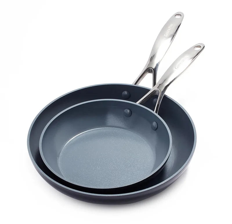 Valencia Pro Aluminium Koekenpannenset 2-delig - 20/26cm - PFAS-vrije antikleeflaag - Pannenset inductie - Keramische koekenpan - Ovenbestendig tot 220°C - RVS handgrepen - Grijs von GreenPan in Grau – Produktfoto