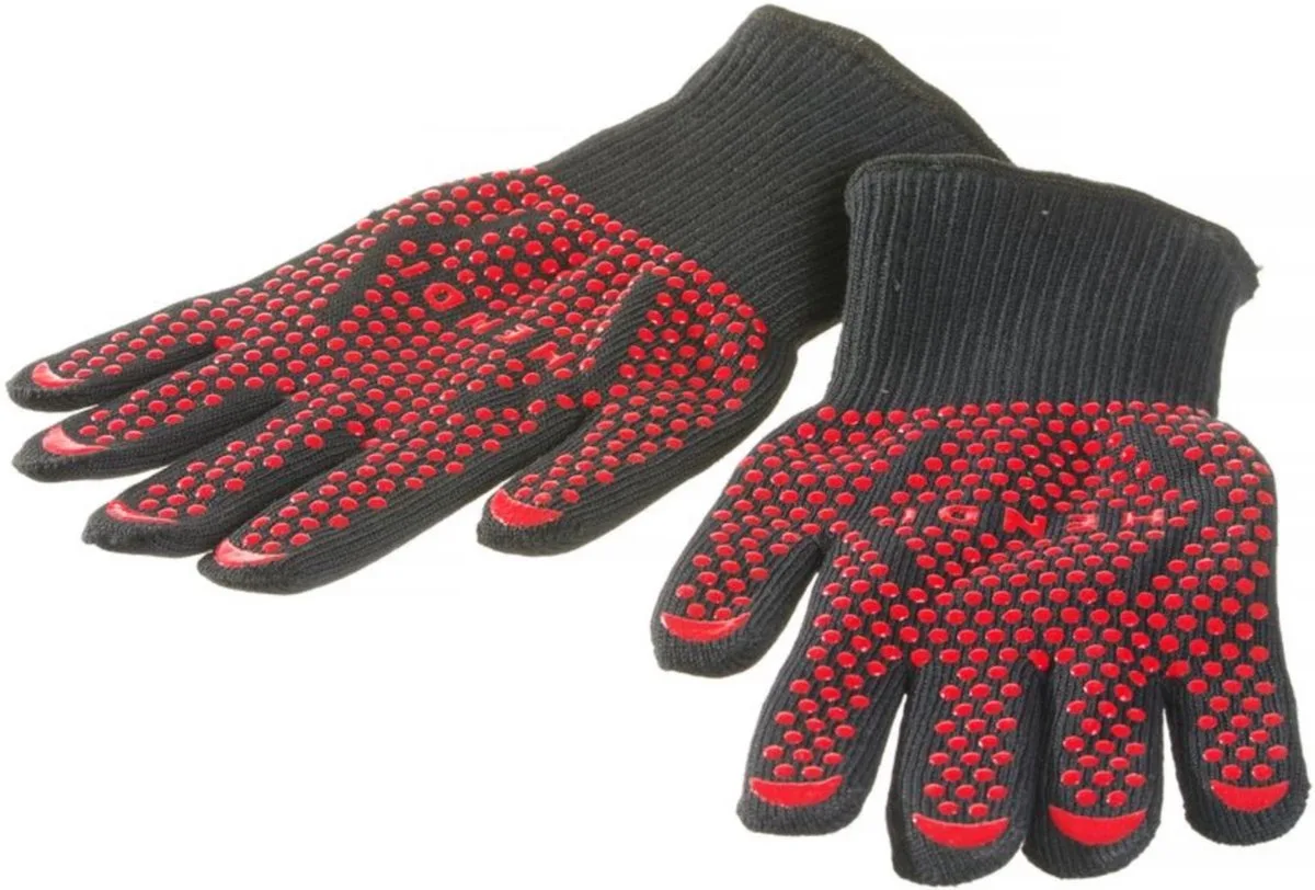 Hittebestendige barbecue handschoenen – 250°C – 2 stuks – 300 mm by Hendi in Red – product photo