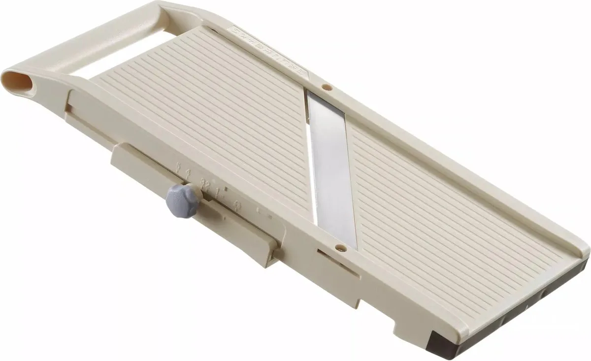 Japanse mandoline – verstelbare snijdikte – brede snijoppervlak – met vingerbeschermer – 380x180x45 mm van Hendi in Metaal – productfoto