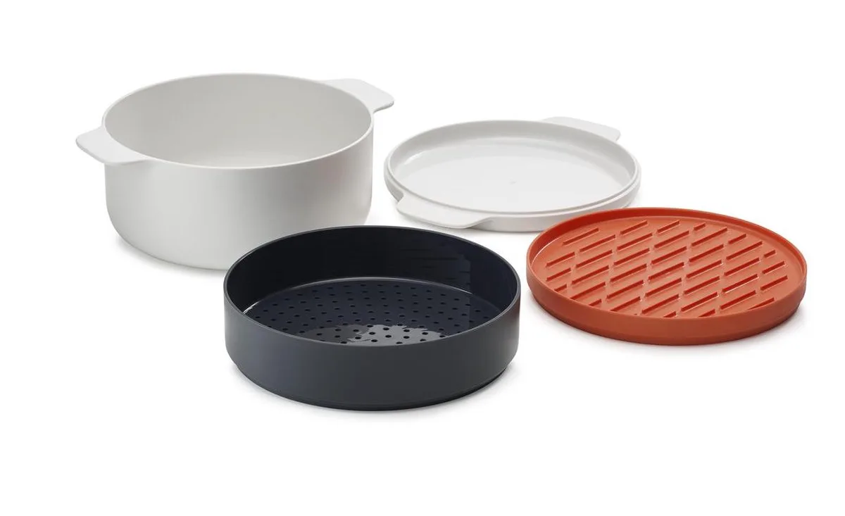 M-Cuisine Magnetron – 4-delige Stapelbare Set met Stoominzet, Grill en 2L Kookpot de Joseph Joseph en Kookset – photo produit