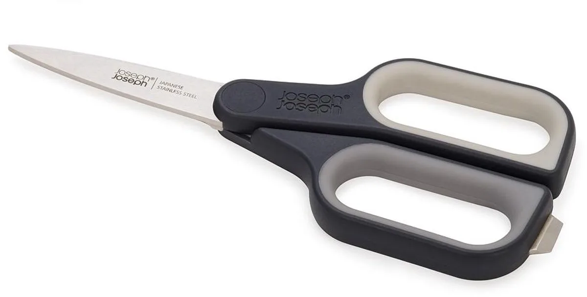 PlusCut Multifunctionele Keukenschaar by Joseph Joseph in Black – product photo