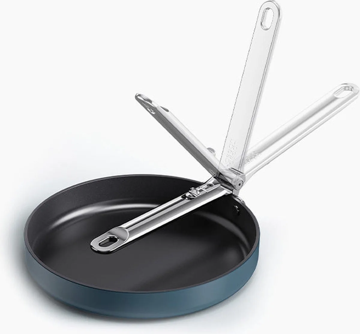 Space koekenpan – 24 cm – anti-aanbak van Joseph Joseph in Blauw – productfoto