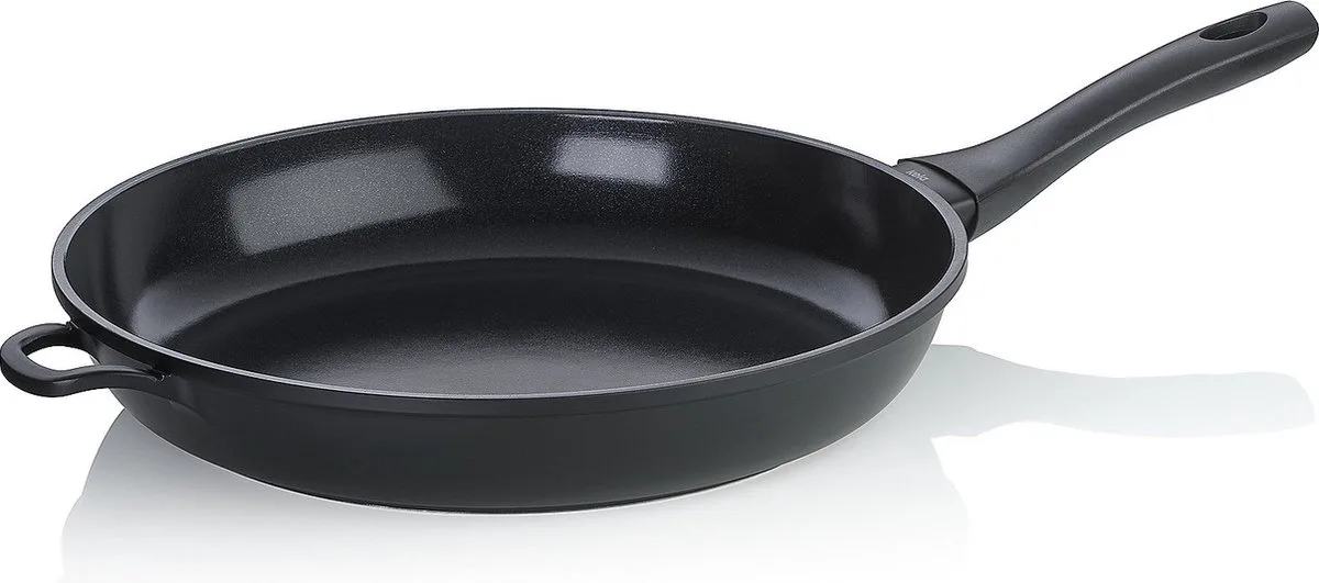 Koekenpan, 32 cm, Non-stick, PFAS/PTFE vrij, Gegoten Aluminium van Kela in Zwart – productfoto