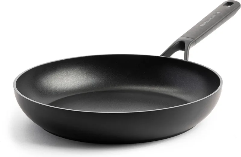 Classic Forged Aluminium koekenpan ø28cm - inductie - anti-aanbak - PFAS-vrij by KitchenAid in Black – product photo