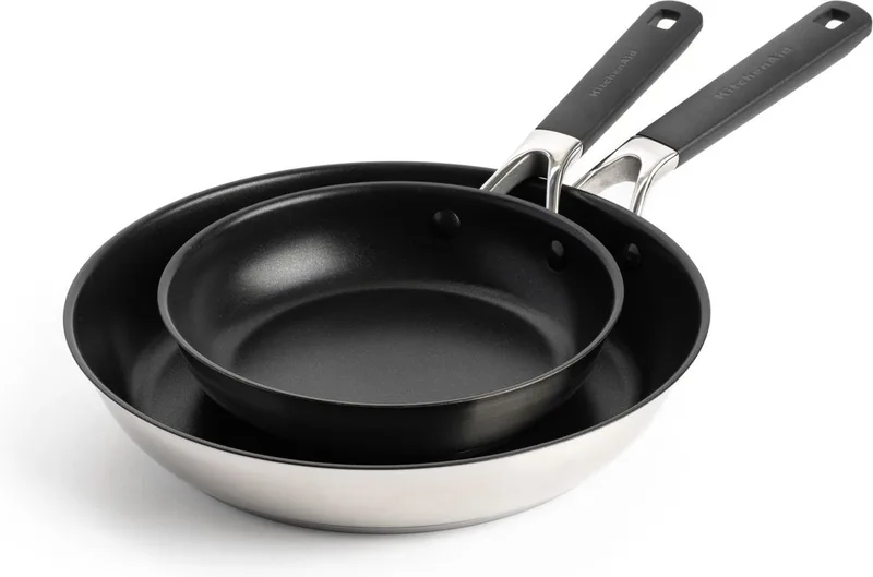 Classic Stainless Steel 2-Delige Braadpan Set 20cm-28cm von KitchenAid in Silber – Produktfoto