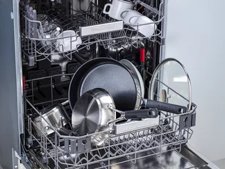 Classic Stainless Steel koekenpannenset 2-delig ø24+28cm - RVS - inductie by KitchenAid in Silver – product photo 5 of 5