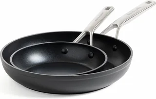 Forged Hardened Aluminium 2-Delige Braadpan Set 20cm - 28cm by KitchenAid in Black – product photo 1 of 5