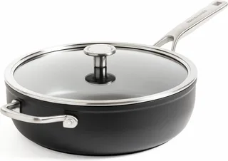 Forged Hardened Hapjespan 28cm - PFAS-vrije antikleeflaag - Hapjespan inductie - Keramische pan - Ovenbestendig tot 160°C - Koudgrepen - Met glazen deksel - Zwart by KitchenAid in Black – product photo 1 of 5