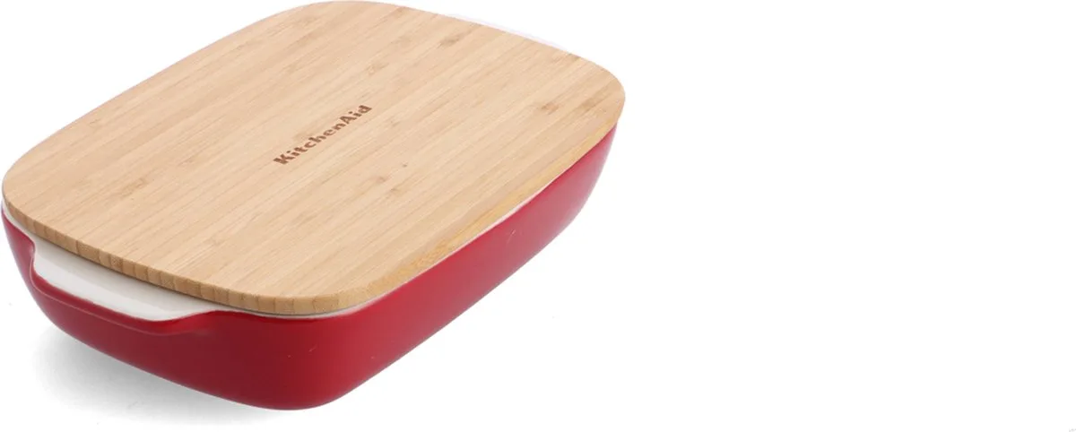 Ovenschaal incl bamboe deksel - Medium: 1,8L - magnetron- en ovenbestendig tot 260°C zonder deksel - Keizer rood van KitchenAid in Empire red – productfoto
