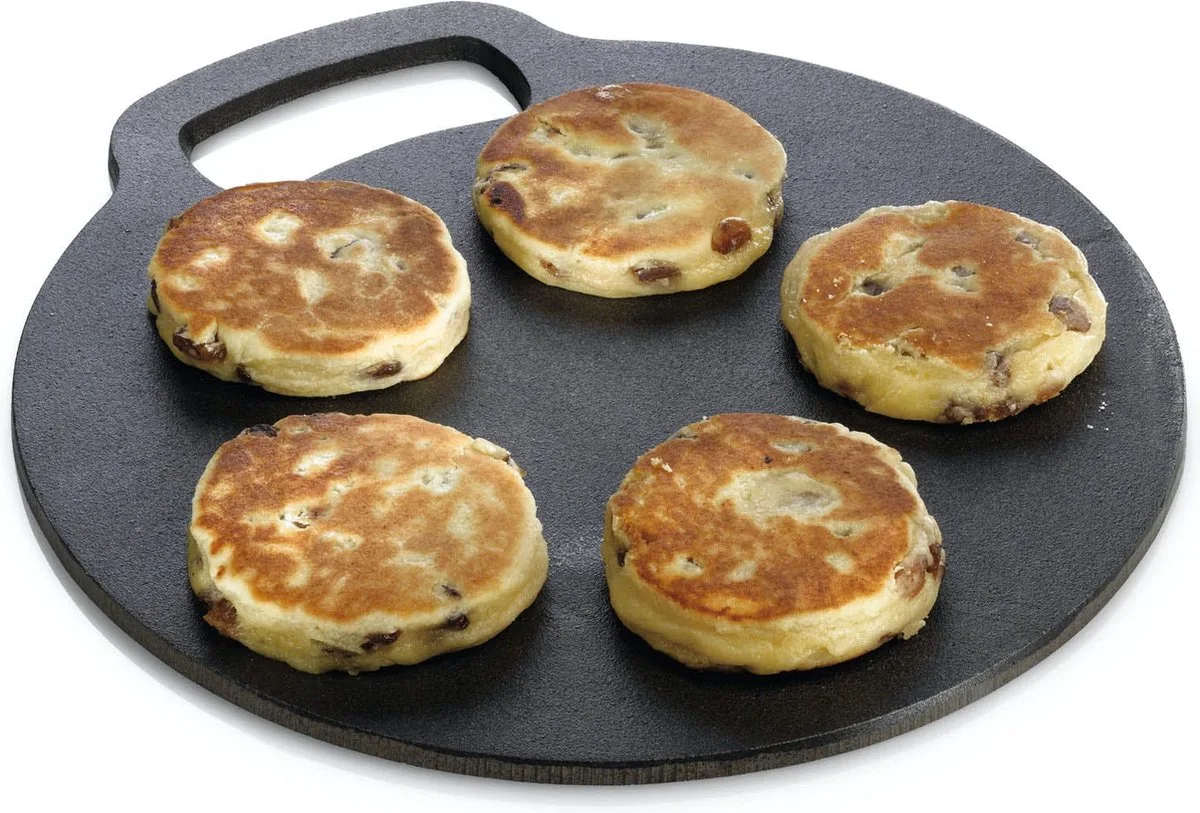 Pizzasteen met Antiaanbaklaag en Recepten in Cadeauverpakking - Rond 27 cm von KitchenCraft in Gietijzer – Produktfoto