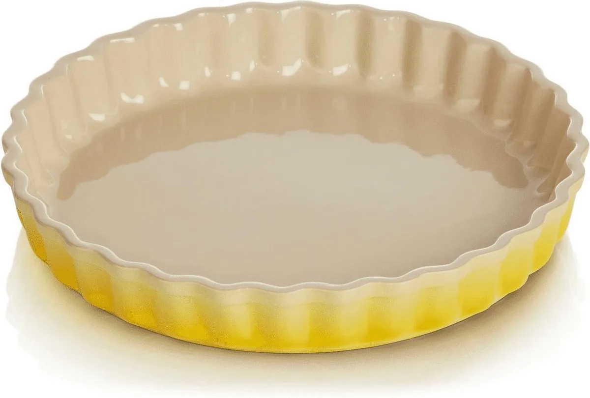 Aardewerk - Taartvorm Soleil 28cm by Le Creuset in Yellow – product photo
