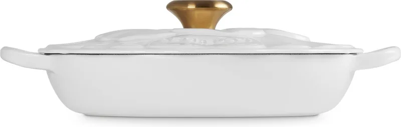 Braadpan Signature Campagnard Bloesem Wit – Ø 26 cm / 2,2 Liter – Brede, Lage Stoofpan in Klassiek Wit – Gietijzer met Emaille Coating – Geschikt voor Inductie en Alle Warmtebronnen – Voor Elegant Koken en Serveren de Le Creuset en Blanc – photo produit