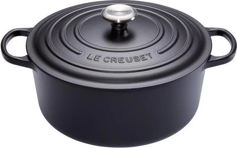 Braadpan Signature Mat – Ø 34 cm / 12 Liter – XL Gietijzeren Braadpan – Mat Zwarte Emaille voor Professioneel Gebruik – Voor Groot Formaat Stoofschotels en Braden – Oven- en Inductiegeschikt från Le Creuset i Svart – produktbild