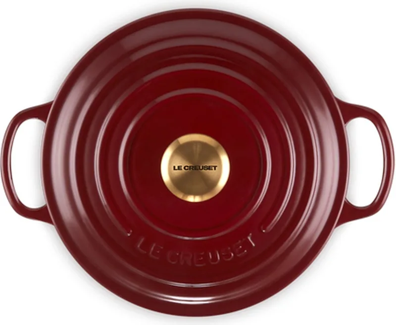 Braadpan Signature – Ø 20 cm / 2,4 Liter – Ronde Stoofpan in Dieprood – Compacte Maat voor 2–3 Personen – Gietijzer met Slijtvaste Emaille – Voor Dagelijks Gebruik op Inductie, Oven of Gas by Le Creuset in Garnet – product photo