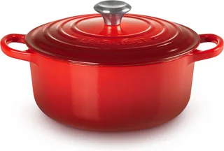 Braadpan Signature – Ø 22 cm / 3,3 Liter – Ronde Gietijzeren Braadpan – In Levendige Kersenrode Tint – Voor Stoven, Braden of Soepen – Geschikt voor Inductie, Oven en Vaatwasser van Le Creuset in Kersenrood – productfoto 1 van 4