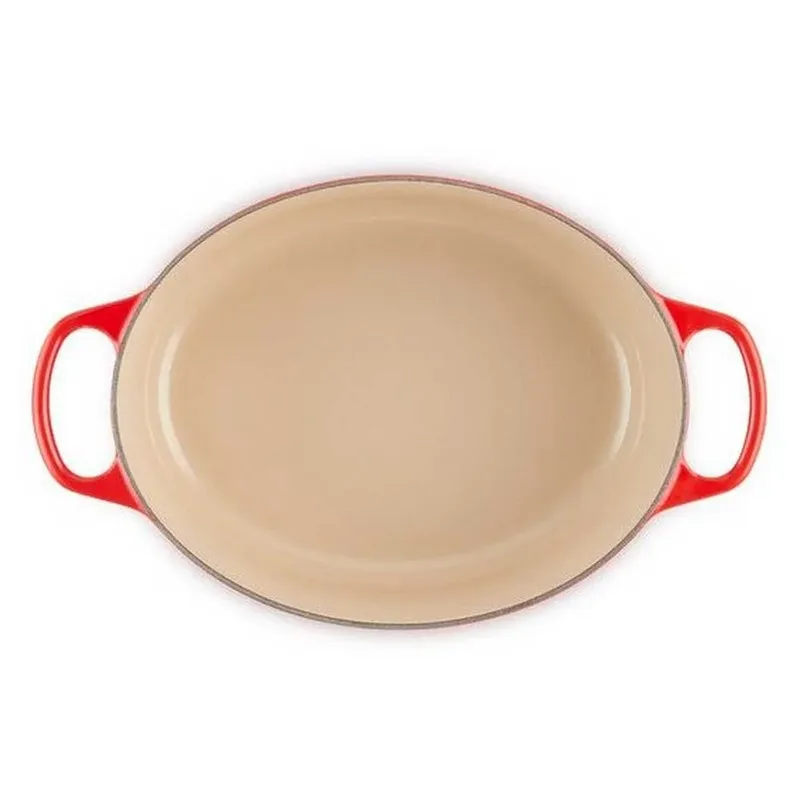 Braadpan Signature Ovaal – Ø 29 cm / 4,7 Liter – Klassieke Ovale Gietijzeren Braadpan – Rode Emaille Coating – Voor Braden, Stoven en Serveren – Geschikt voor Oven, Inductie en Meer by Le Creuset in Kersenrood – product photo 3 of 5